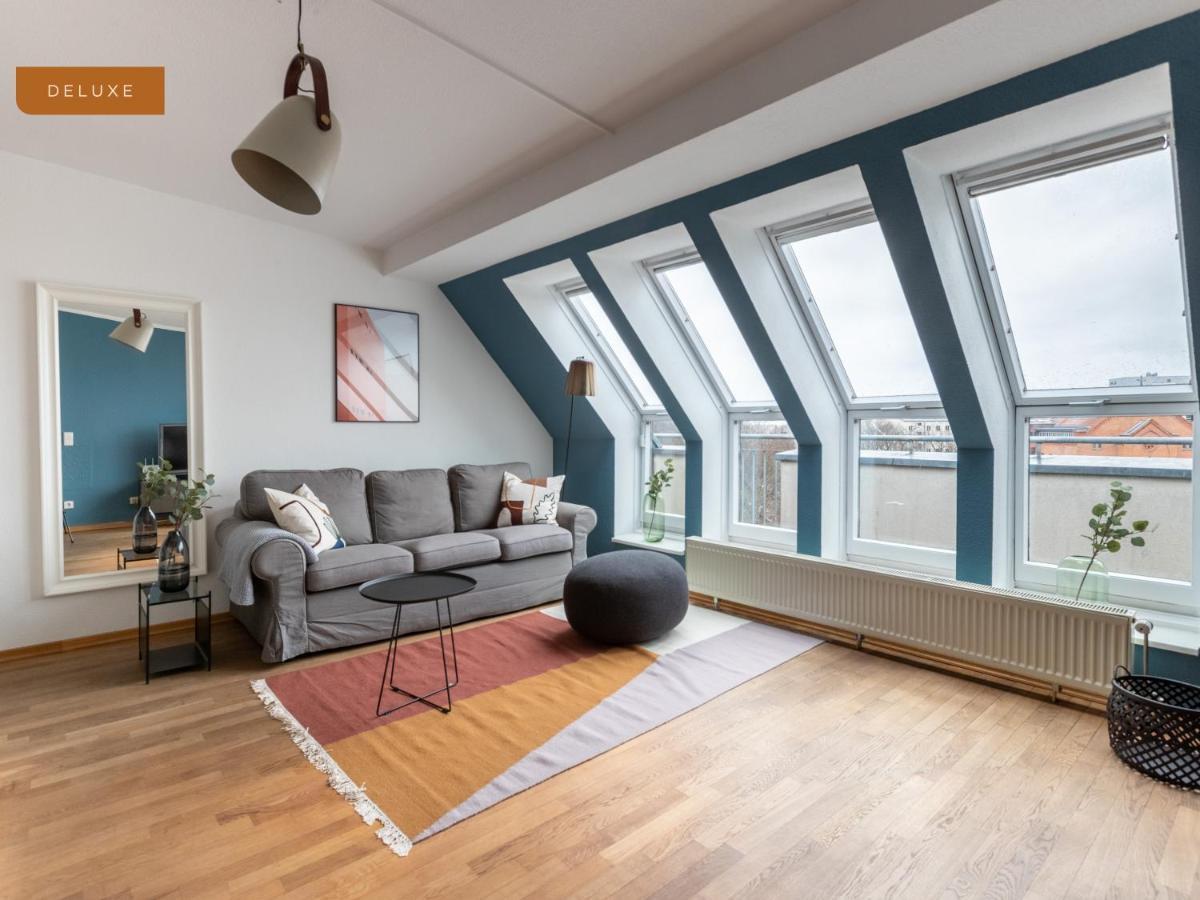 Apartment Berlin Am Friedrichshain * Берлин